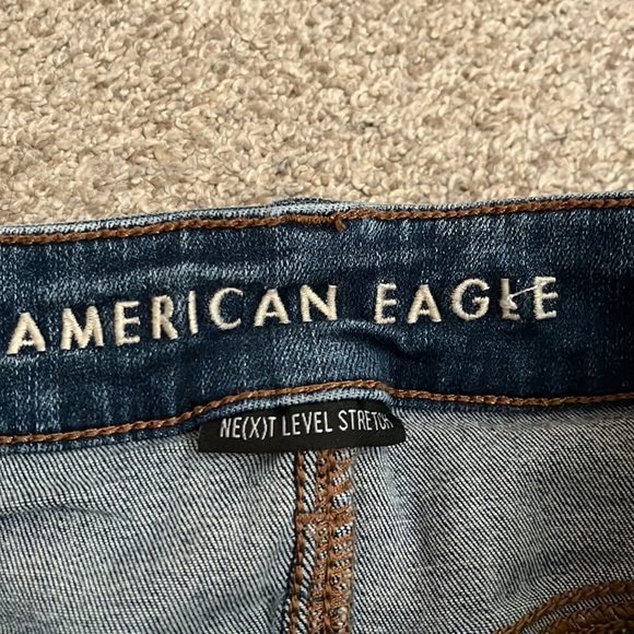 America Eagle Jeans, NE(X)T LEVEL STRETCH, Dark Wash, Hi Rise Jegging, Ripped - Picture 3 of 6